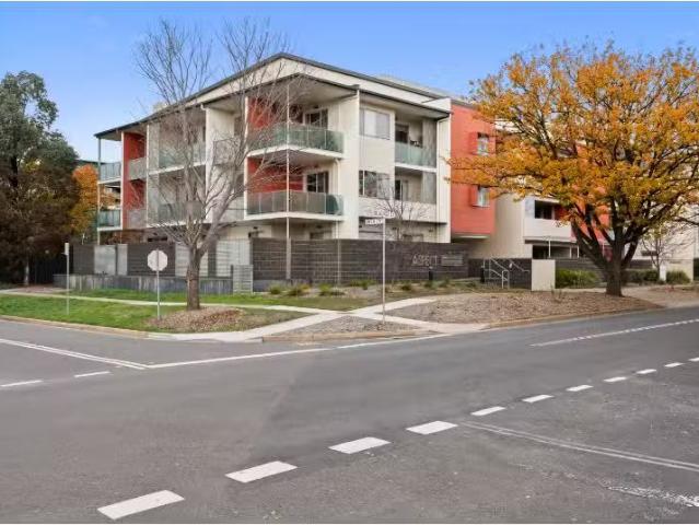8/28 De Burgh Street, LYNEHAM Apartment for rent Listed by Oc.