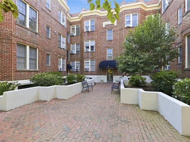 828 Elm Street #C4