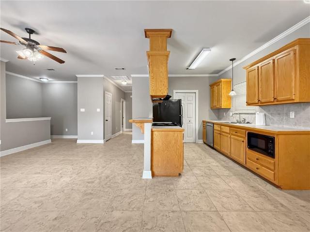 828 Meadow Bend Drive # H