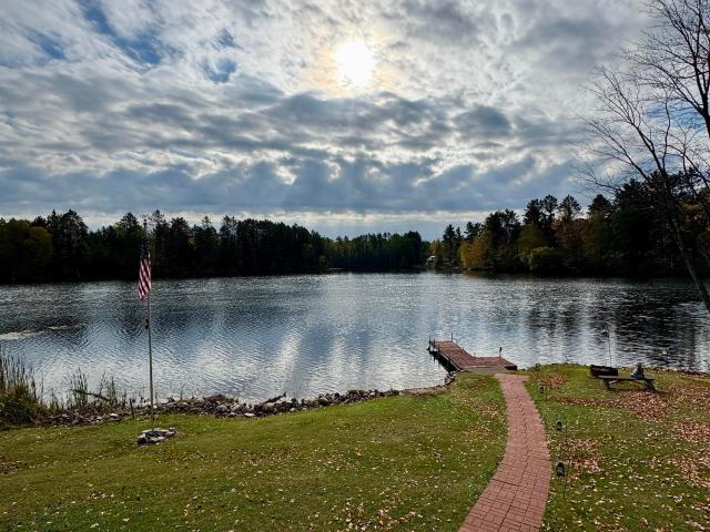 828 N Horseshoe Lake Drive
