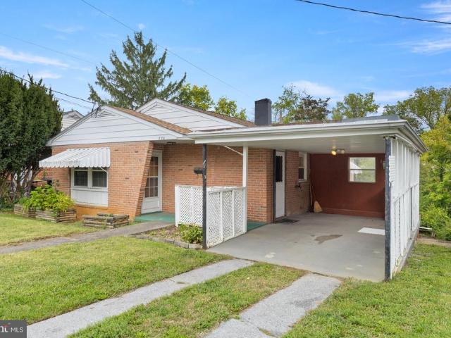 828 Woodland Avenue