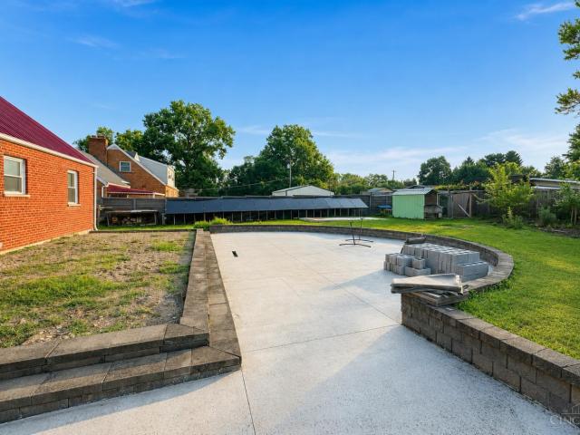 8294 Daly Road