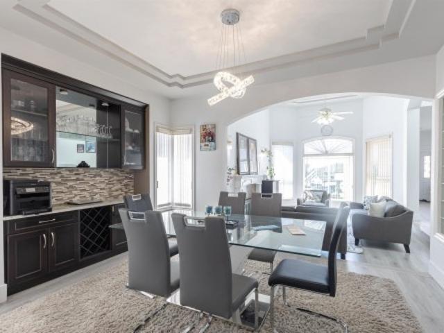 8298 A Street, Surrey, BC, V3S 8R1 house for sale | Listing ID R3073 | Royal LePage