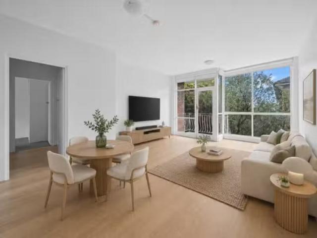 8/29 Crows Nest Road, WAVERTON Apartment for rent Listed by F.
