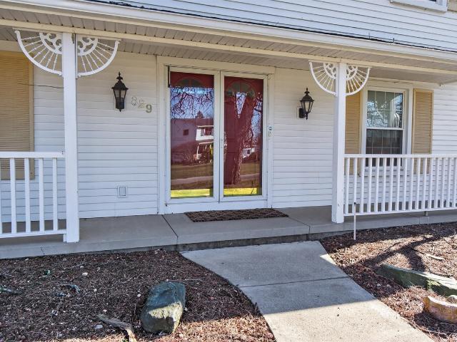 829 Thorntree Boulevard