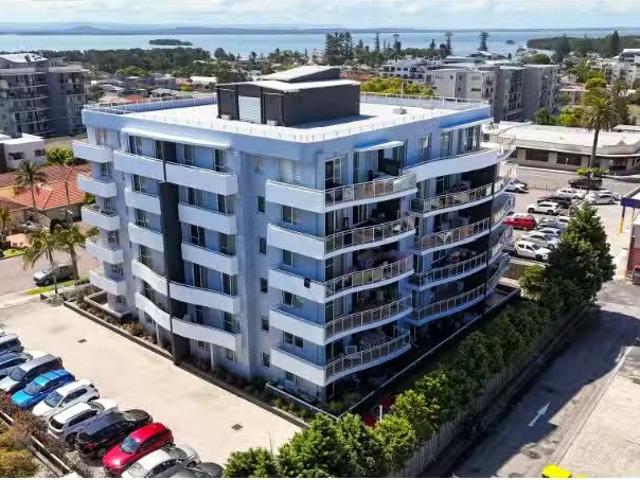 8/2 6 Copnor Avenue, THE ENTRANCE Apartment for rent Listed b.