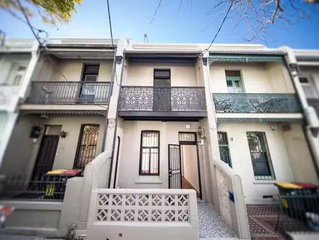 82 Telopea Street, Redfern, NSW 2016