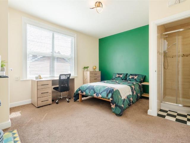 82 Wayland Road, Sheffield S11, 5 bed shared accommodation to rent, £2,275 pcm | PrimeLocation