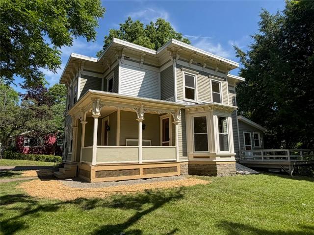82 West Street