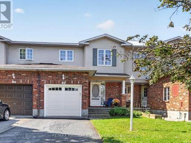 82 Whalings Circle, Ottawa, ON, K2S 1S4 house for sale | Listing ID X13778 | Royal LePage