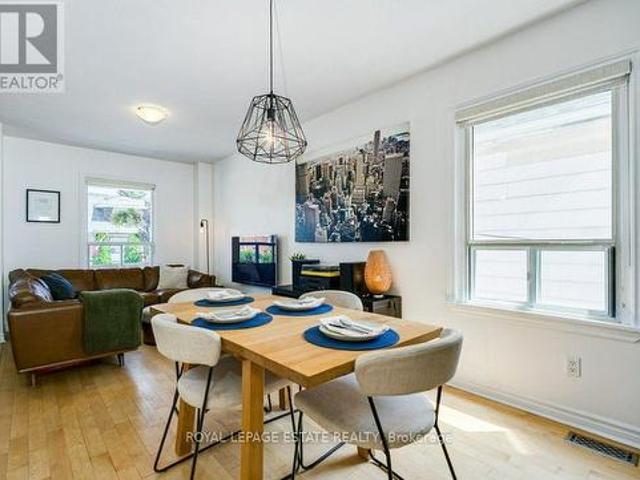 82 August Avenue, Toronto, ON, M1L 3N2 house for sale | Listing ID E13588 | Royal LePage