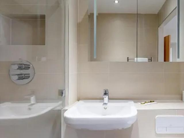 82 Back Church Lane, St. George in the East, London, E1 1LX, United Kingdom | 2 bed apartment for rent #137644232 | Rentberry