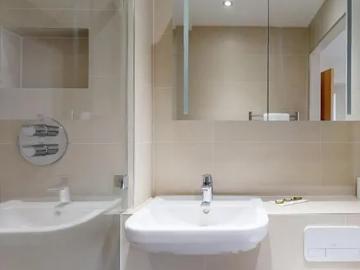 82 Back Church Lane, St. George in the East, London, E1 1LX, United Kingdom | 2 bed apartment for rent #137644232 | Rentberry