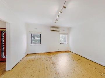 82 Bradshaw Street, Essendon, Melbourne