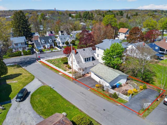 82 California Avenue