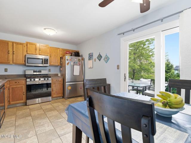 82 Cliffwood Avenue Unit 33