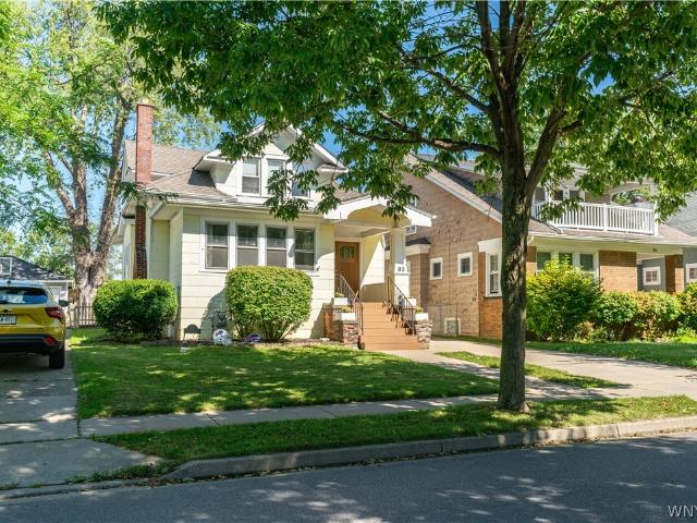 82 Crosby Avenue