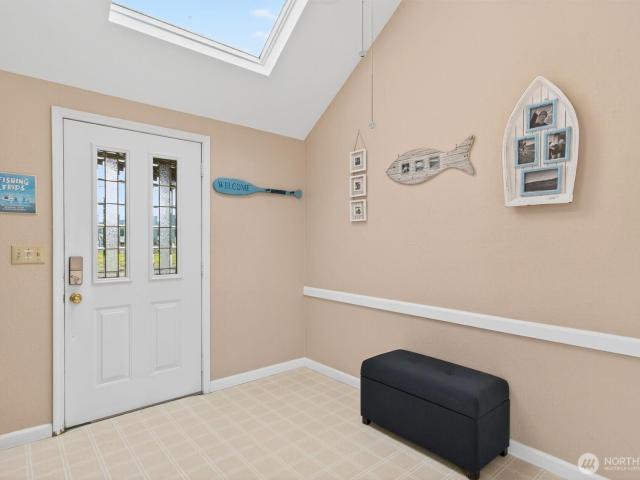 82 E Sunny Sands Rd, Cathlamet, WA 98612 | MLS #2493