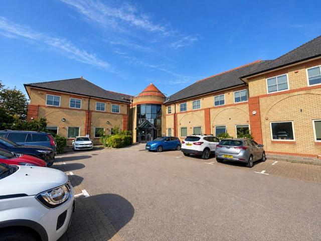 82 High Street, Worthing, West Sussex 1 bed flat to rent £1,250 pcm £288 pw