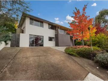 82 Hilder Street, Weston House for rent Listed by Bailey Wils.