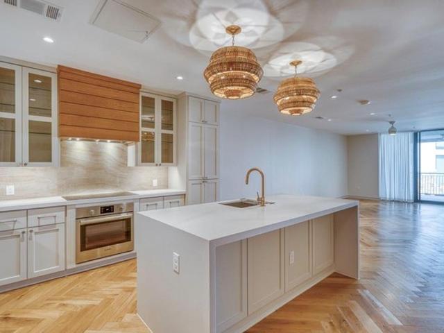 82 Island Dr Unit 8204, Horseshoe Bay, TX 78657