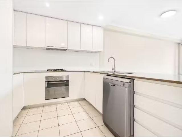 8/2 Kensington Street, Kogarah Apartment for rent Listed by R.