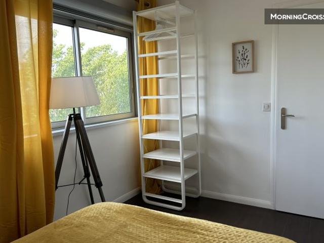 82 m2 /Moderne/Parking/Métro 14/RER