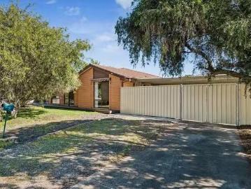 82 Malbeck Drive, Reynella East, SA 5161