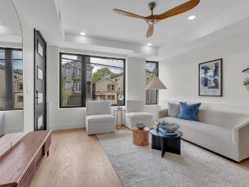 82 Pamrapo Ave # 1A