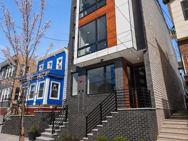82 Pamrapo Ave # 2
