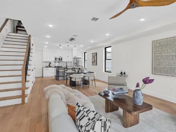 82 Pamrapo Ave # 3A