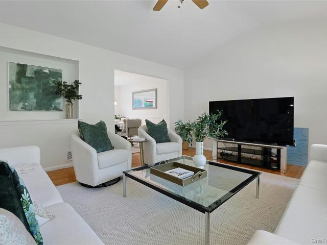 82 Price Street