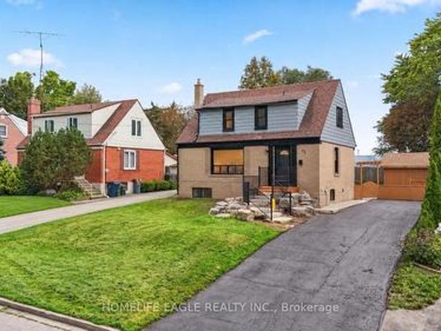 82 Scarborough Heights Boulevard, Toronto, ON, M1M 2V4 house for sale | Listing ID E13804 | Royal LePage