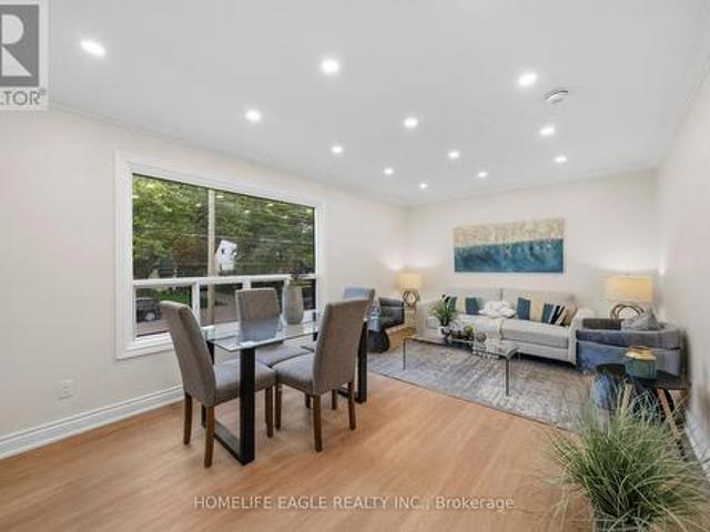 82 Scarborough Heights Boulevard, Toronto, ON, M1M 2V4 house for sale | Listing ID E13856 | Royal LePage
