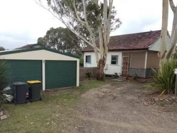 Bonnells Bay, Awaba - Garden, Parking
