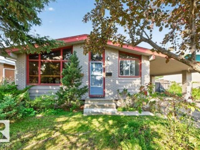 8308 68A Street Nw, Edmonton, AB, T6B 1T3 house for sale | Listing ID E4505 | Royal LePage