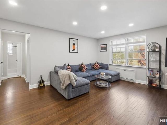 8300 Boulevard East Apt 4G, North Bergen, NJ 07047