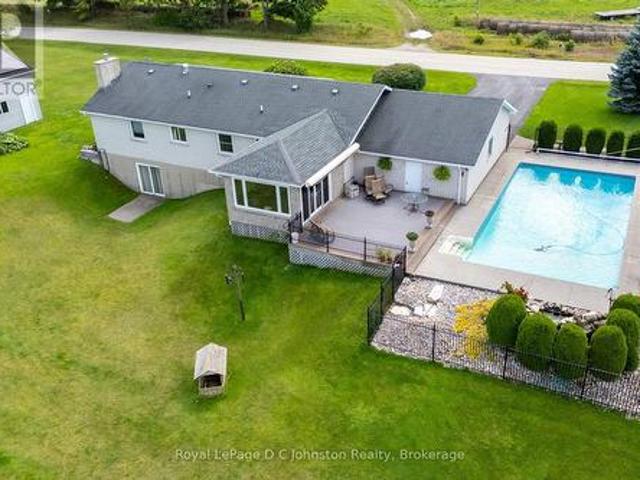 830 Concession 2 Road, Saugeen Shores, ON, N0H 2C5 house for sale | Listing ID X13132 | Royal LePage