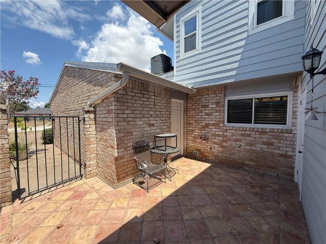 830 Cliff Drive 18