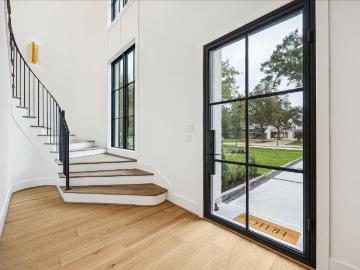 830 Azalea Street