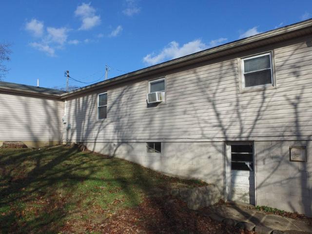 830 Beach Road