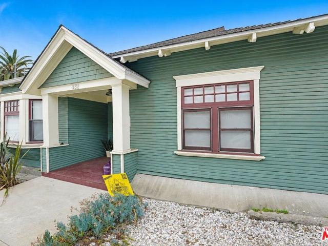 830 E Edgeware Road