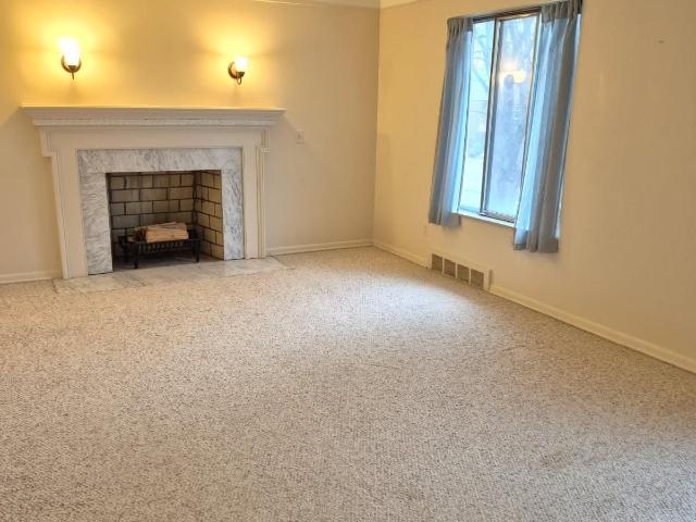 832 Harcourt Road, Grosse Pointe Park, US, MI