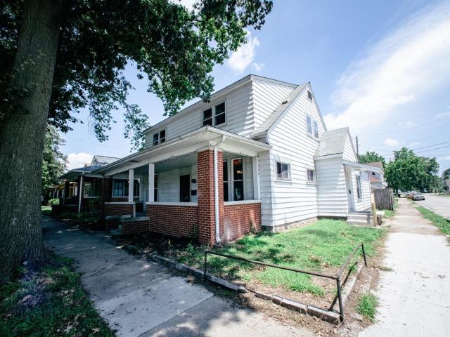830 Perry Street