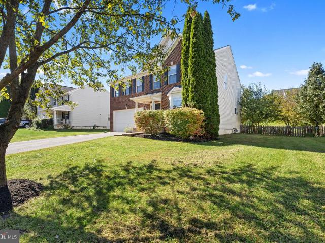830 Woodcrest Loop
