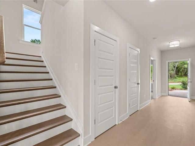 8315 Creekside Overlook Drive