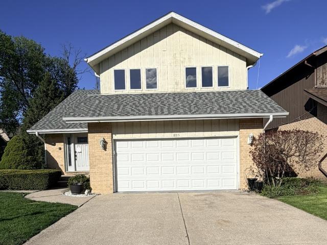 8315 Helen Ct, Downers Grove, IL 60516 | MLS #12670