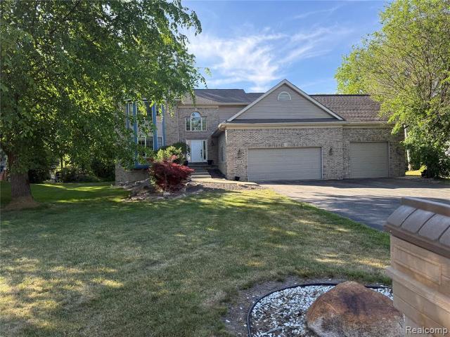 8318 Mill Pointe Court