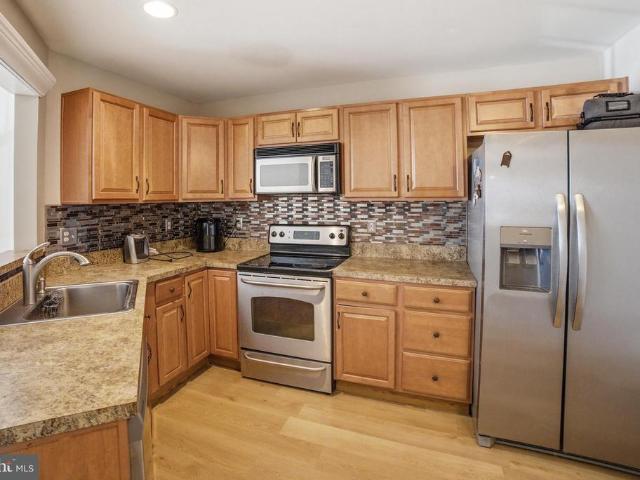 8310 Bluebird Way # 3