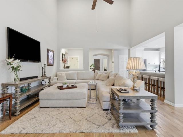 8313 Primrose Trail